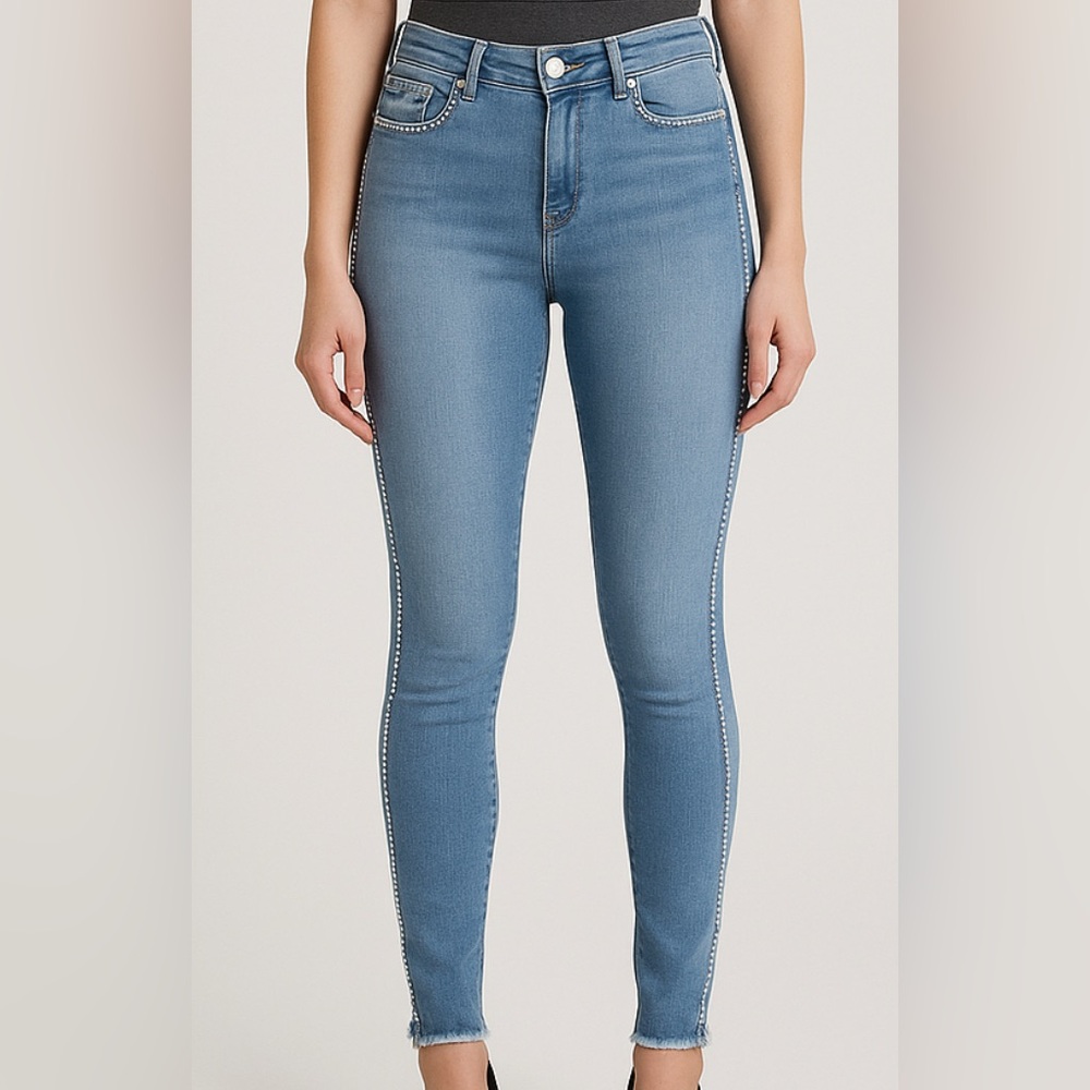 Express Women’s Rhinestone Skinny Jeans Light Blue Denim Raw Hem (A181)✨✨ - Picture 3 of 10